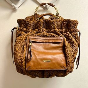 EUC ESCADA Leather boho bag in rich brown w/gold handles. Stunning and unique🤩